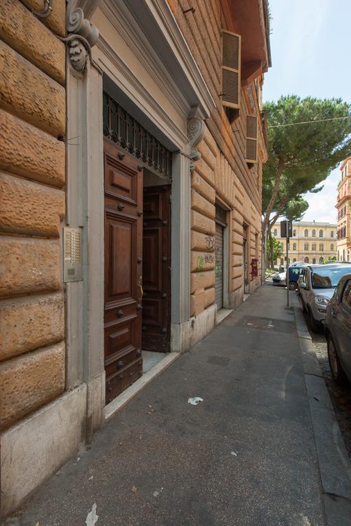 Colosseum Corner Róma Kültér fotó